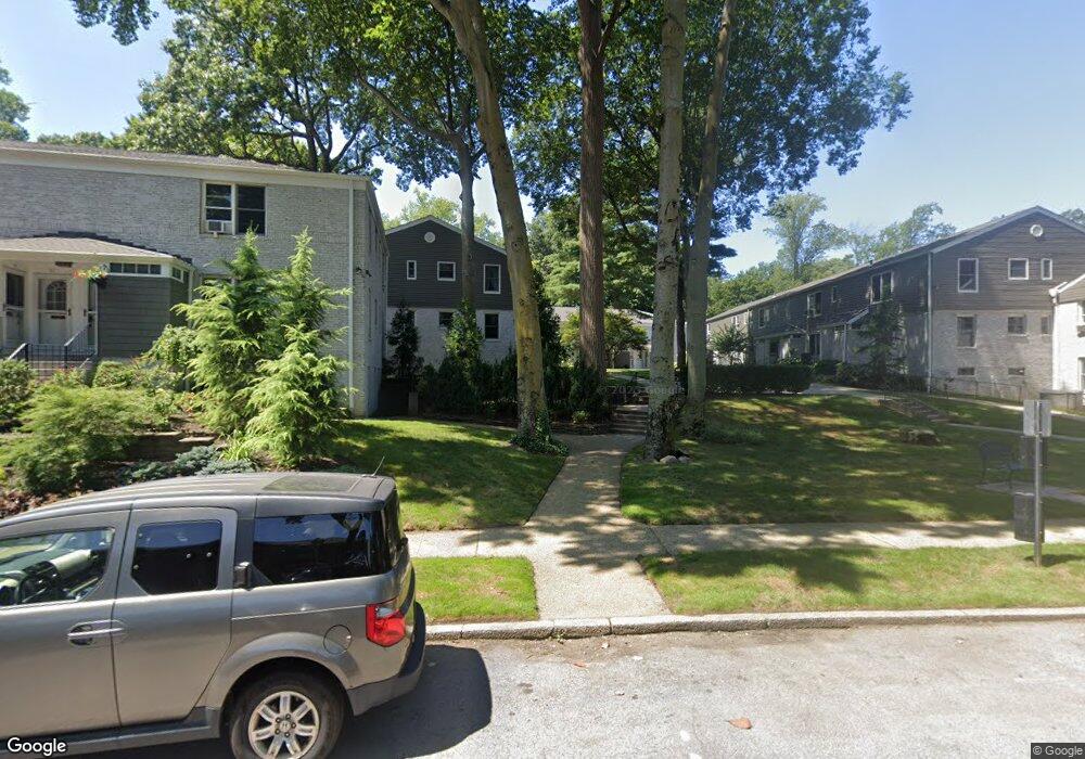 21 Glen Keith Rd unit 21, Glen Cove, NY 11542 - photo 1