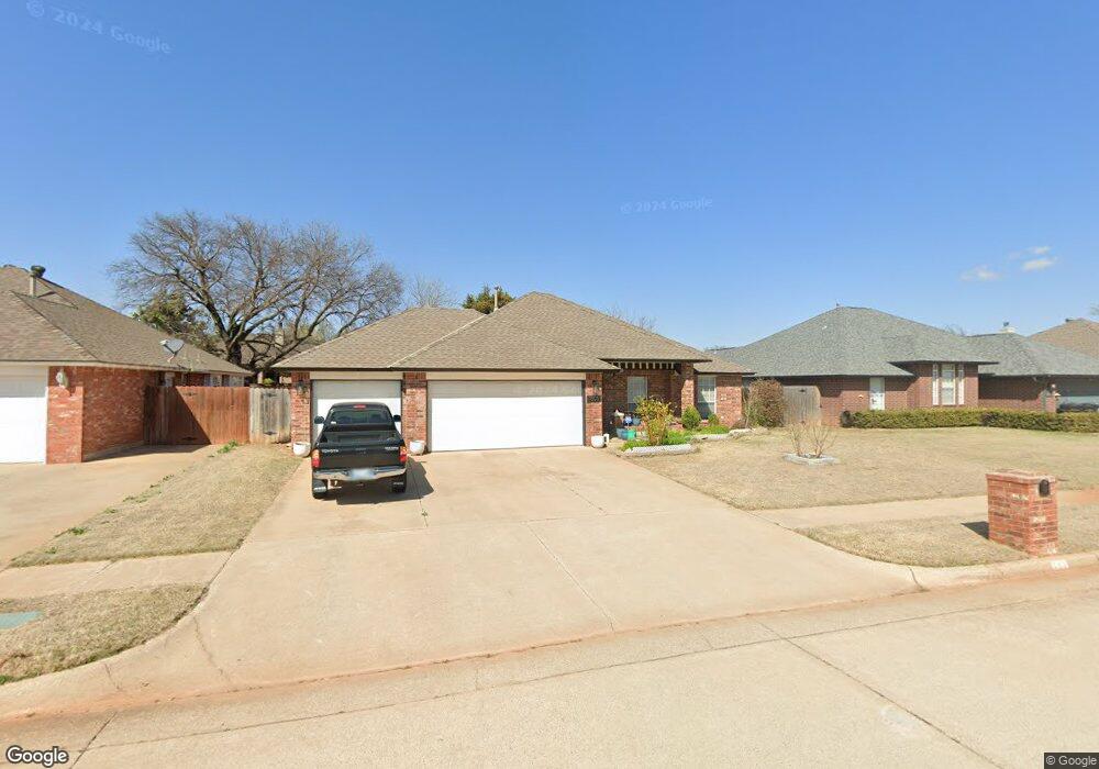 1809 SE 1st St, Moore, OK 73160 - photo 1