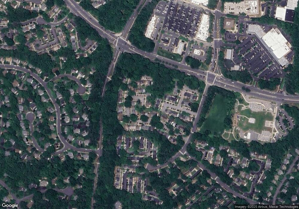 6121 Quiet Pond Ct, Burke, VA 22015 - photo 1