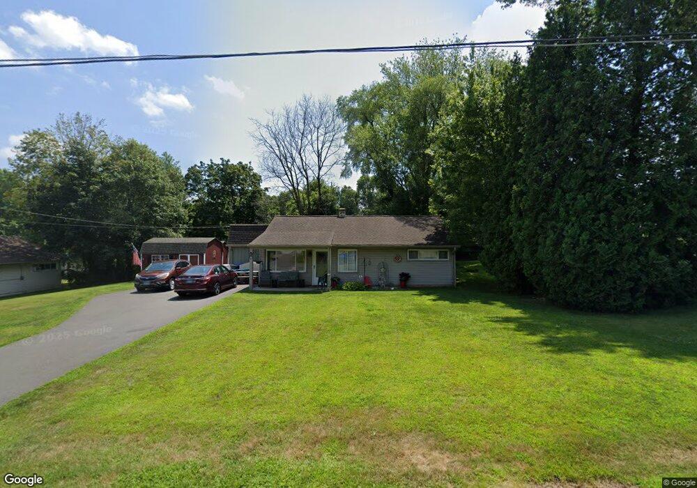 23 Broadview Ln, East Windsor, CT 06088 - photo 1