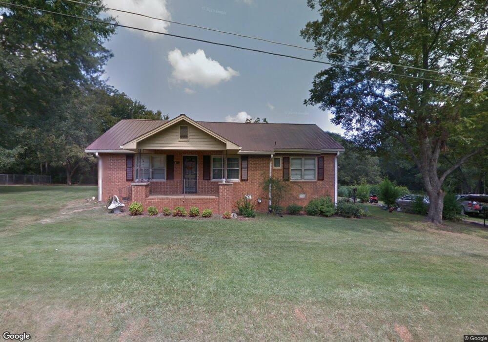 175 Wood St, Commerce, GA 30529 - photo 1