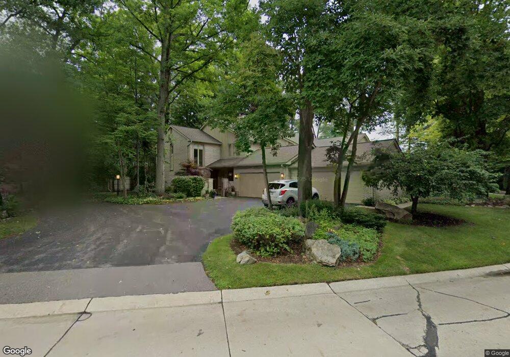 1112 S Timberview Trail unit Bldg-Unit, Bloomfield Hills, MI 48304 - photo 1