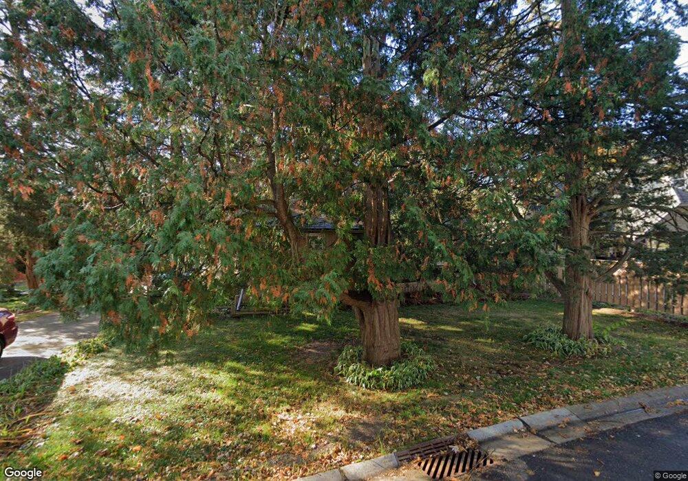 1538 3rd St, Delafield, WI 53018 - photo 1