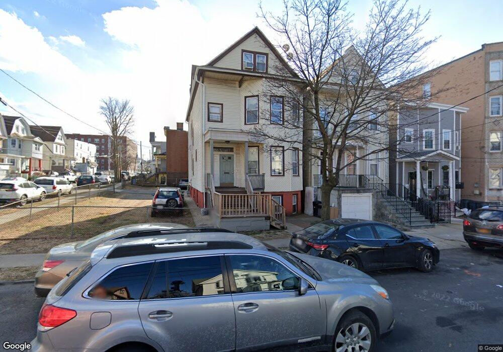 16 Pier St unit First floor, Yonkers, NY 10705 - photo 1