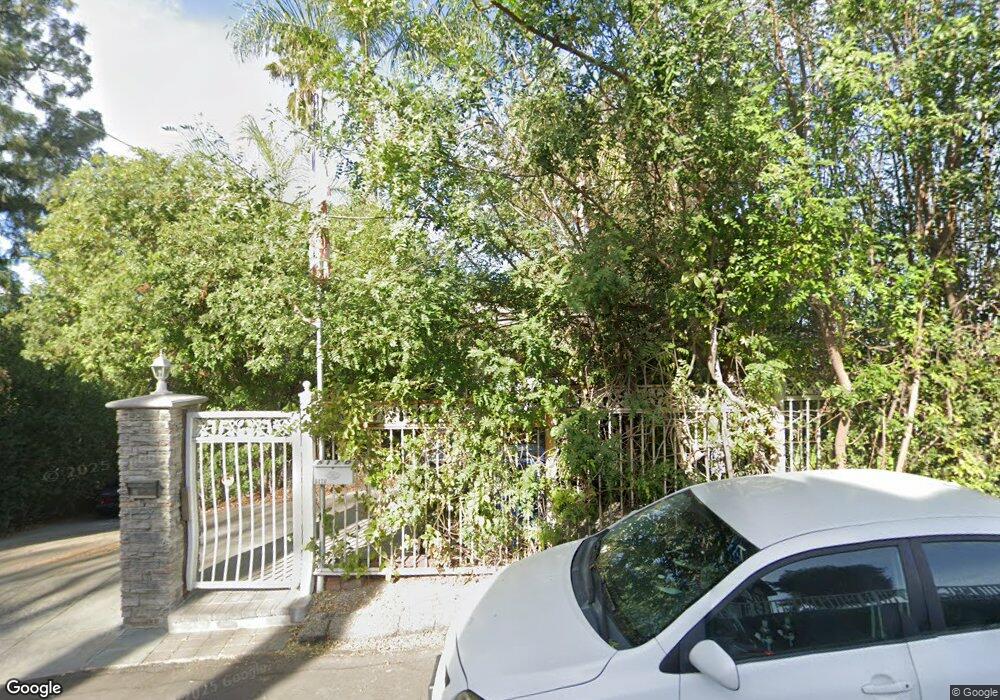 5170 Llano Dr, Woodland Hills, CA 91364 - photo 1