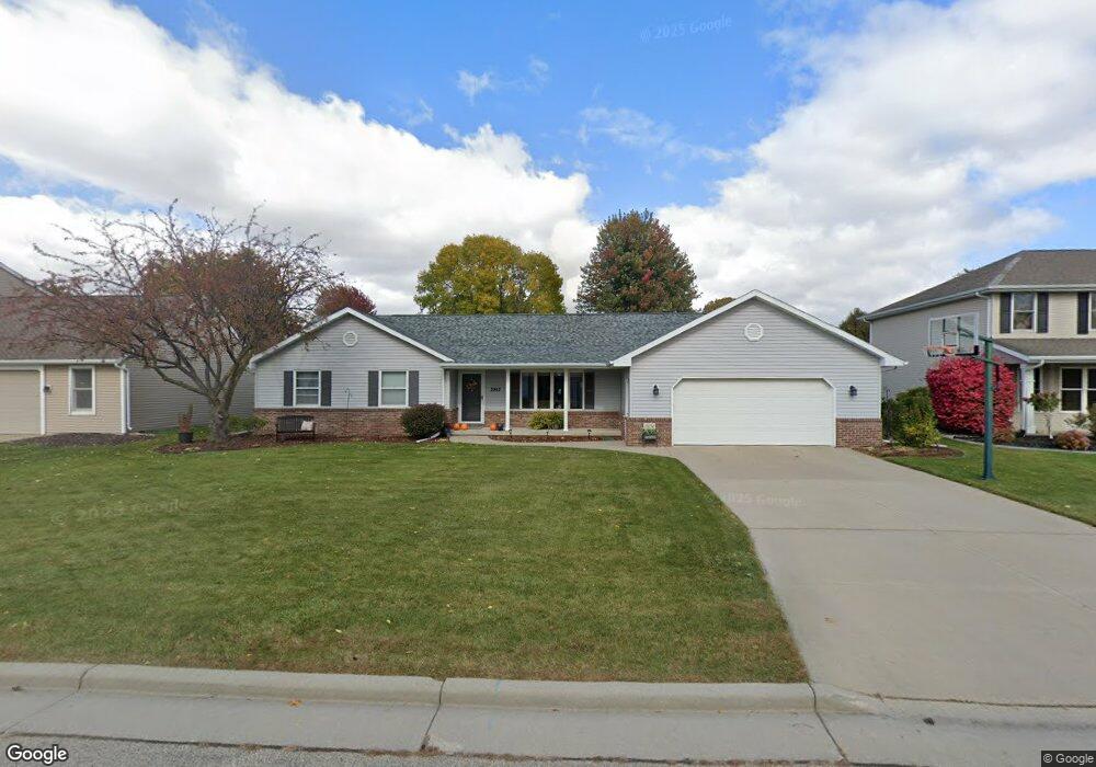 2252 W Seneca Dr, Appleton, WI 54914 - photo 1