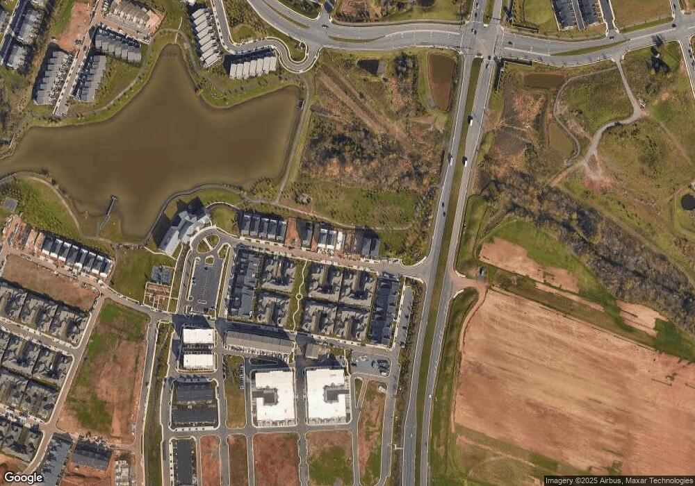 42894 Beaver Crossing Square, Ashburn, VA 20148 - photo 1