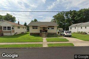 226 Powhattan St, Essington, PA 19029