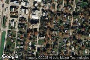 130 S Pine St, Arcola, IL 61910