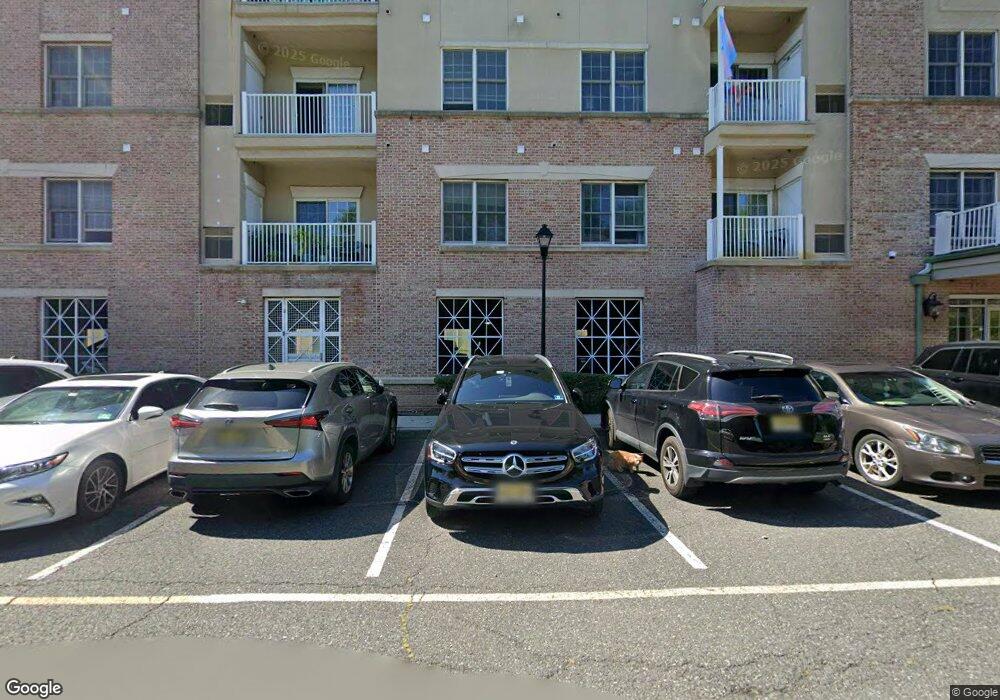 3303 Windsor Park Ct unit 303, Englewood, NJ 07631 - photo 1
