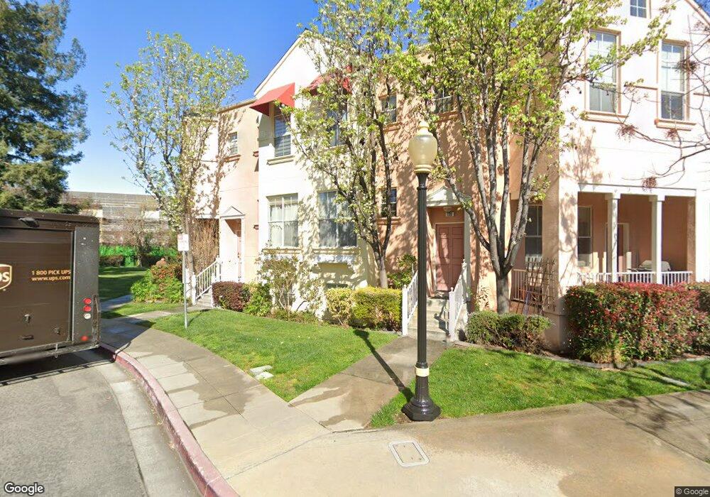 124 Pacchetti Way, Mountain View, CA 94040 - photo 1