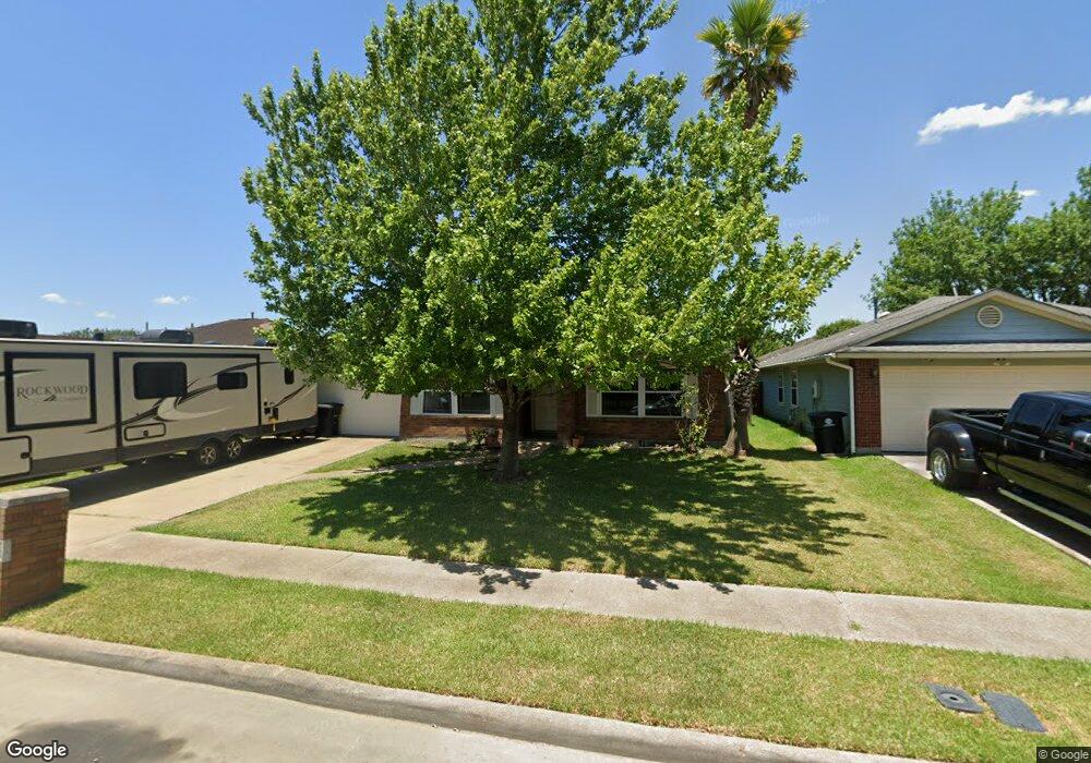 10814 Malden Dr, Houston, TX 77075 - photo 1