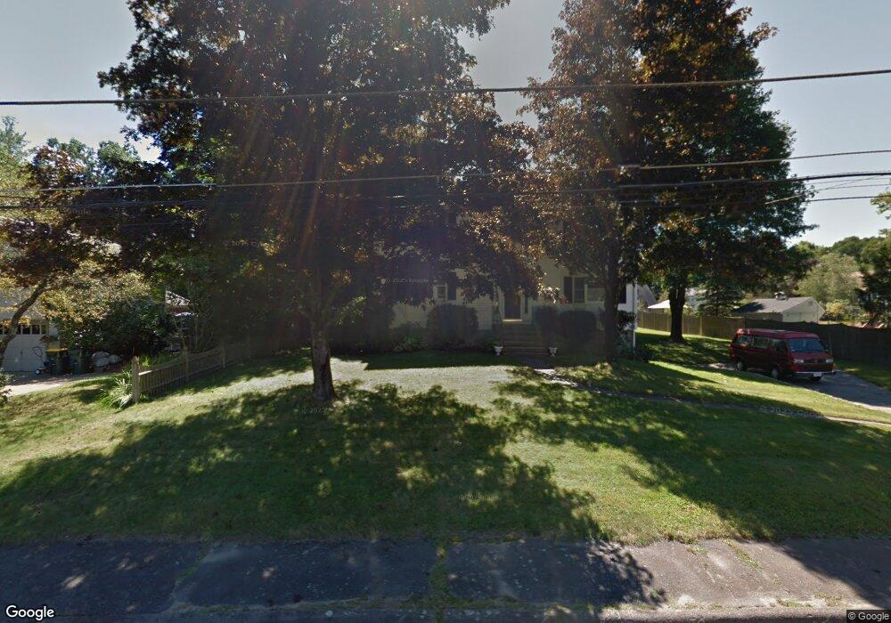 10 Meadow Pkwy, Franklin, MA 02038 - photo 1