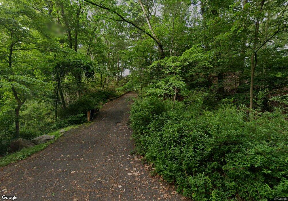 121 Woodchuck Rd, Stamford, CT 06903 - photo 1