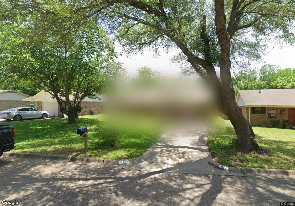 811 W Smith St, Cleburne, TX 76033 - photo 1