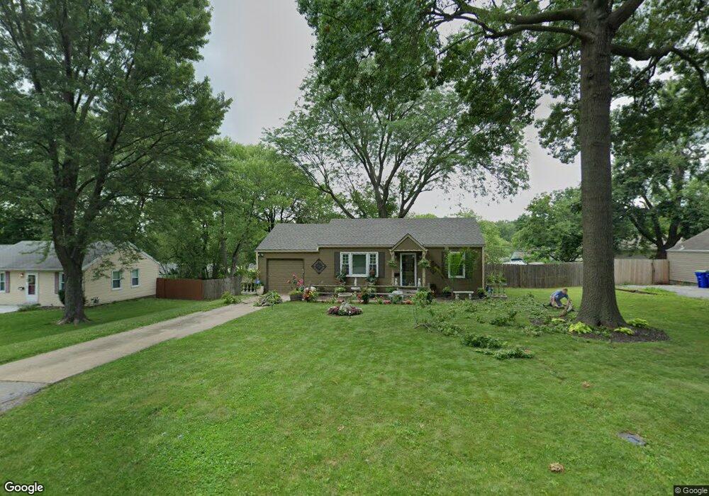 6417 Ballentine St, Shawnee, KS 66203 - photo 1