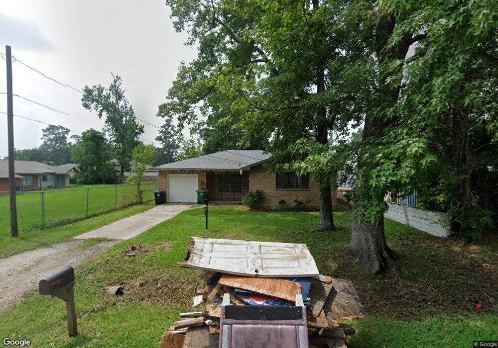 5818 Polly St, Houston, TX 77016 - photo 1