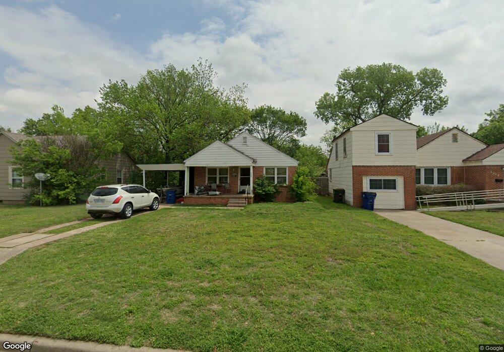1114 N Grand Blvd, Duncan, OK 73533 - photo 1