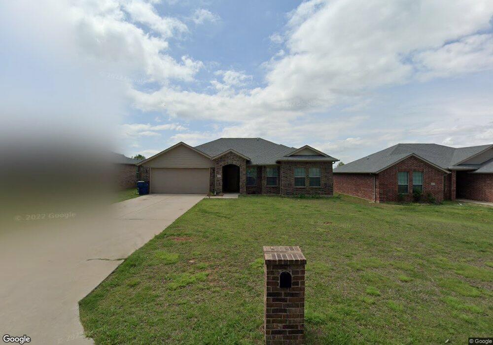 8 W Willow Ave, Duncan, OK 73533 - photo 1