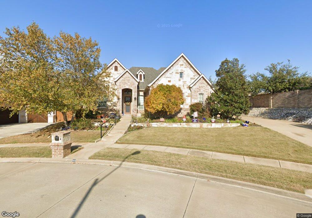 9217 Canoe Ridge Dr, North Richland Hills, TX 76182 - photo 1