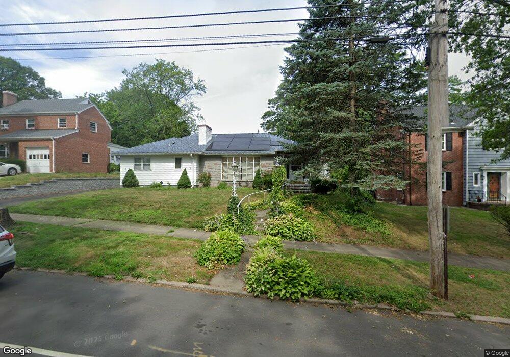 1850 Ella T Grasso Blvd, New Haven, CT 06511 - photo 1