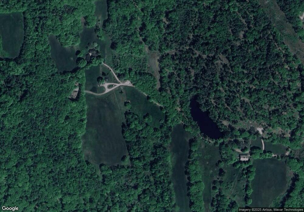 19 W Hill Rd, Nashua, NH 03060 - photo 1