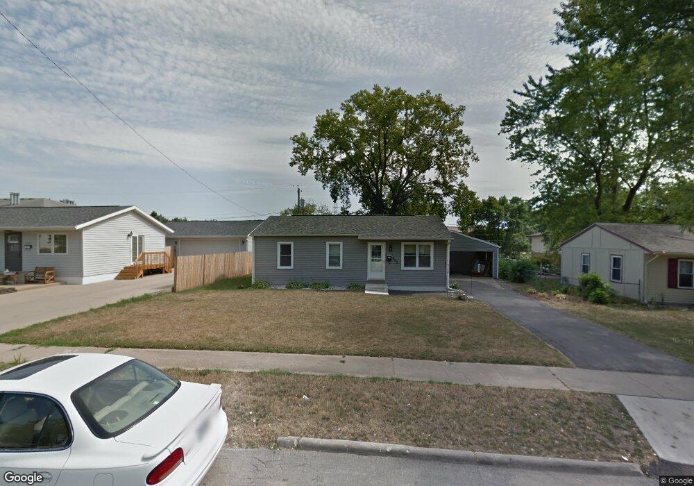 985 Valleyview Dr, Marion, IA 52302 - photo 1