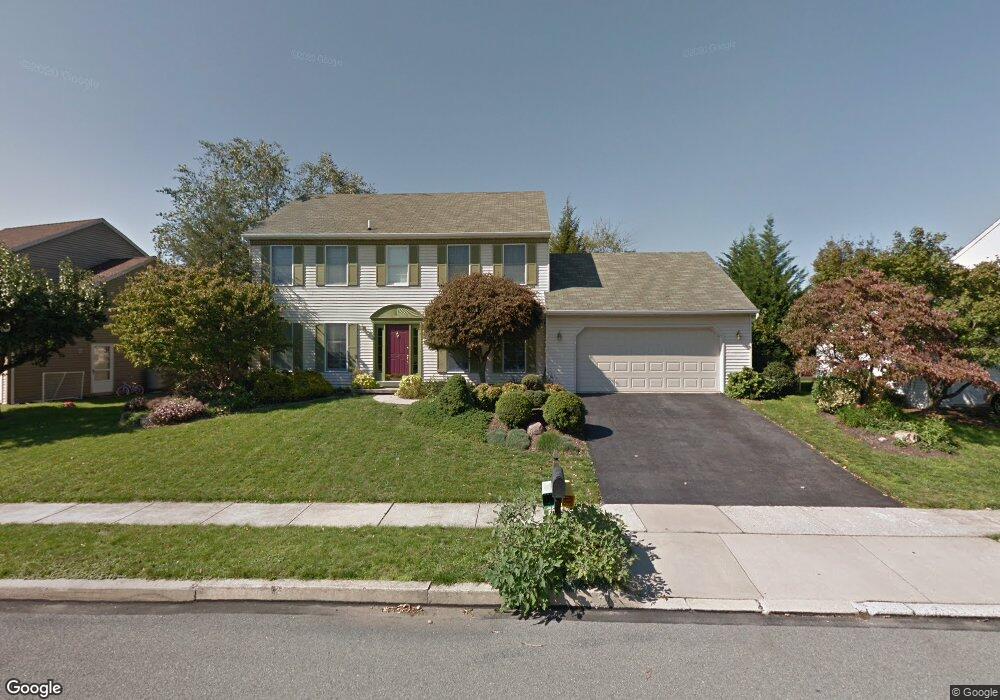 32 Flint Ridge Dr, Reading, PA 19607 - photo 1