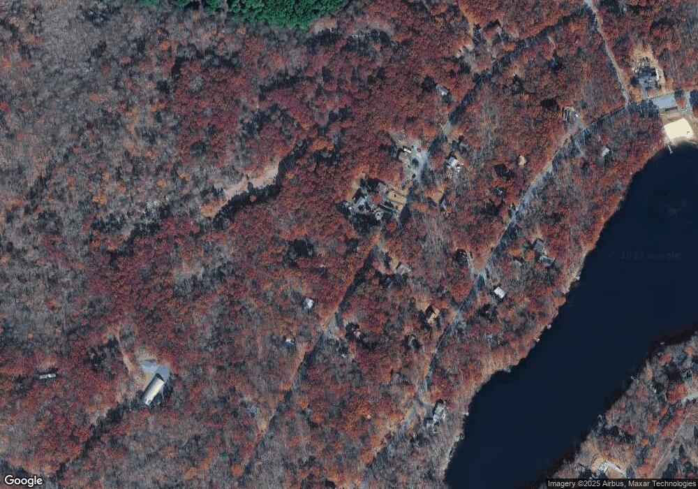 1161 Bluebird Ln, Bushkill, PA 18324 - photo 1