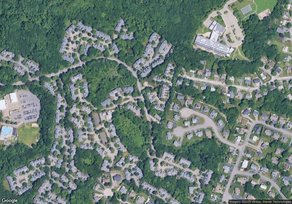 281 Bishops Forest Dr unit 281, Waltham, MA 02452 - photo 1