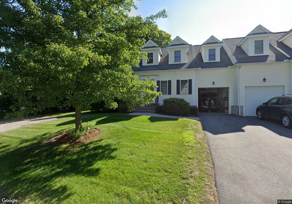 4 Palmer Ave unit 4, Natick, MA 01760 - photo 1