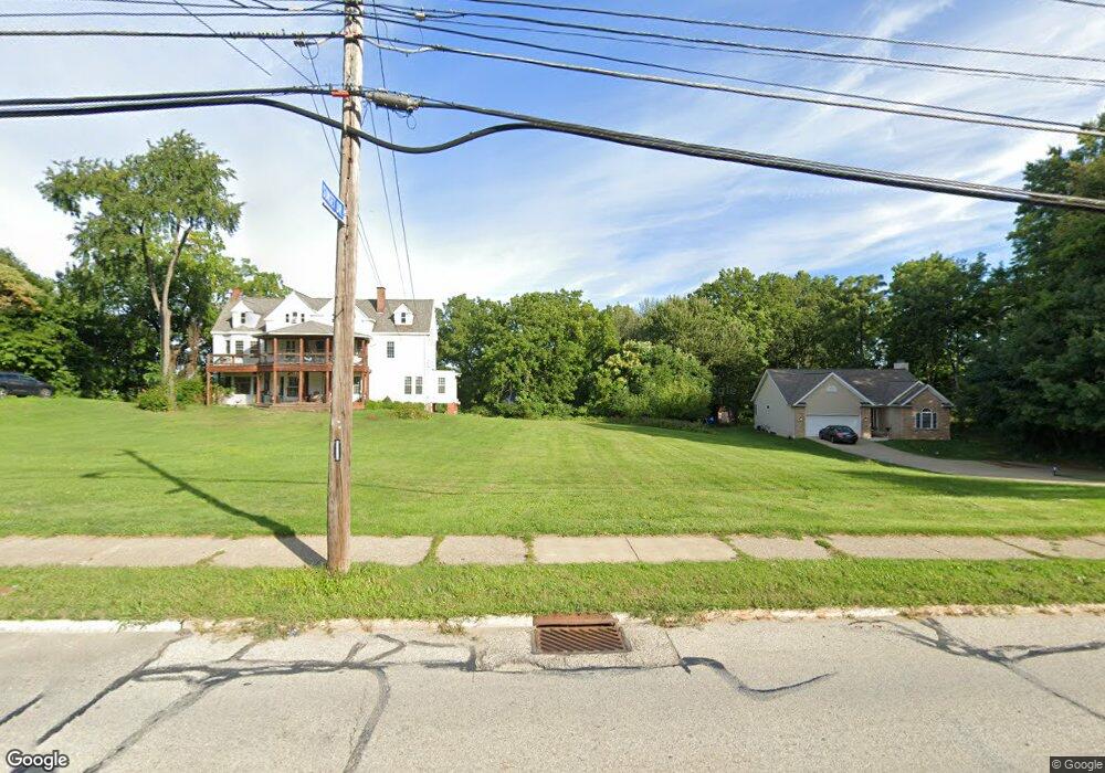 29305 Ridge Rd, Wickliffe, OH 44092 - photo 1