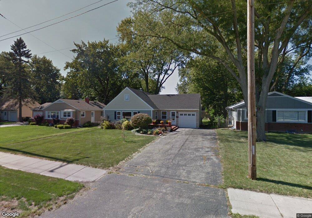 605 N Columbia St, Naperville, IL 60563 - photo 1