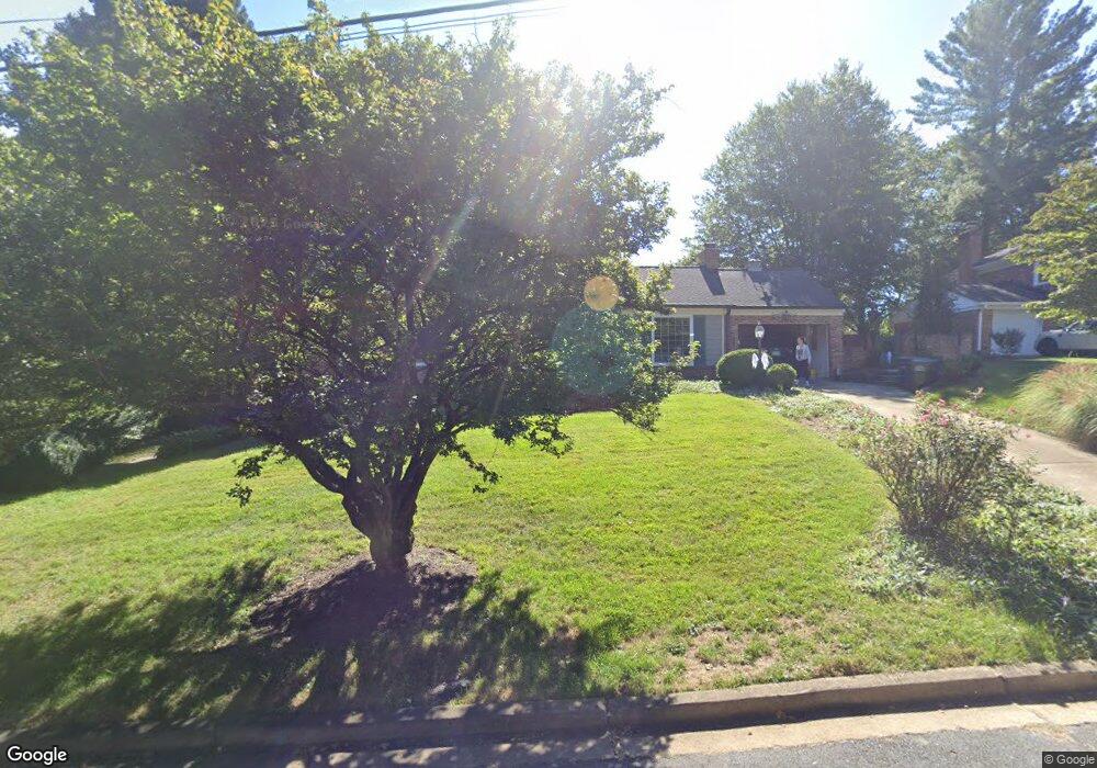 7403 Lanham Rd, Falls Church, VA 22043 - photo 1