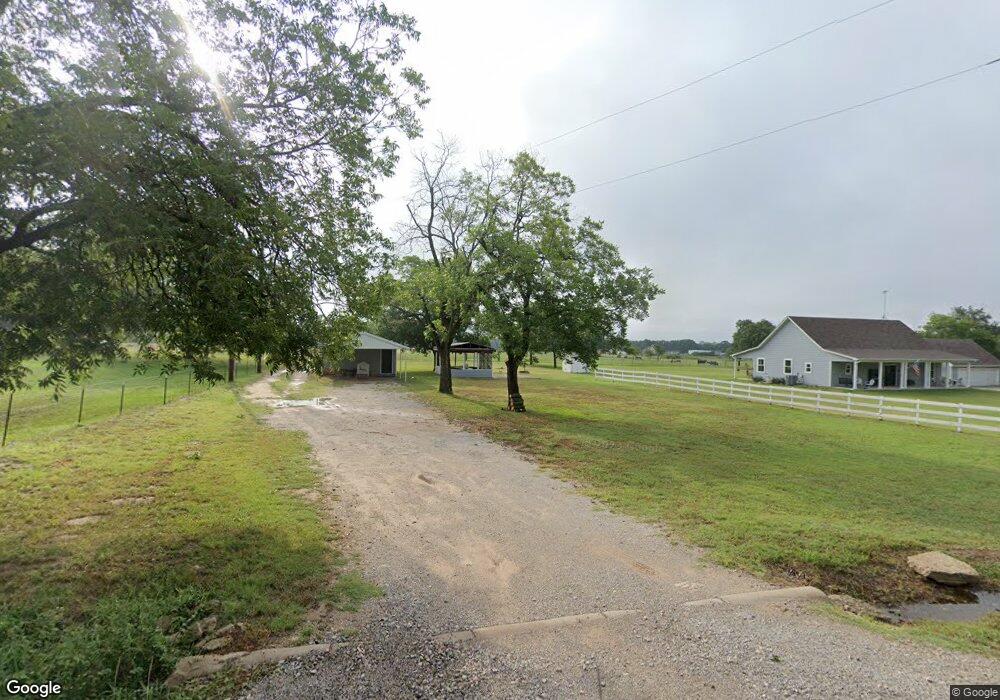 1535 Ladybird Ln, Azle, TX 76020 - photo 1