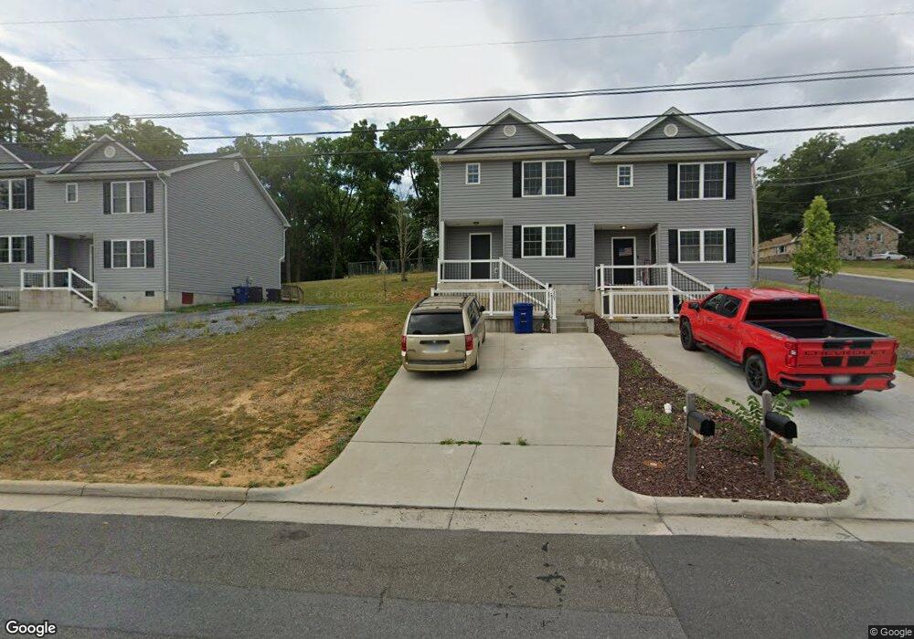 267 W Duck St, Front Royal, VA 22630 - photo 1