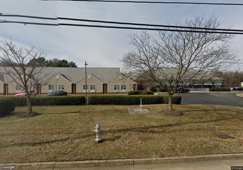 811 Thompson St, Ashland, VA 23005 - photo 1