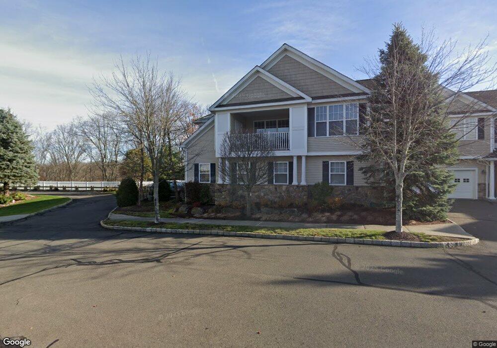 51 Joal Ct unit 51, Newtown, CT 06470 - photo 1