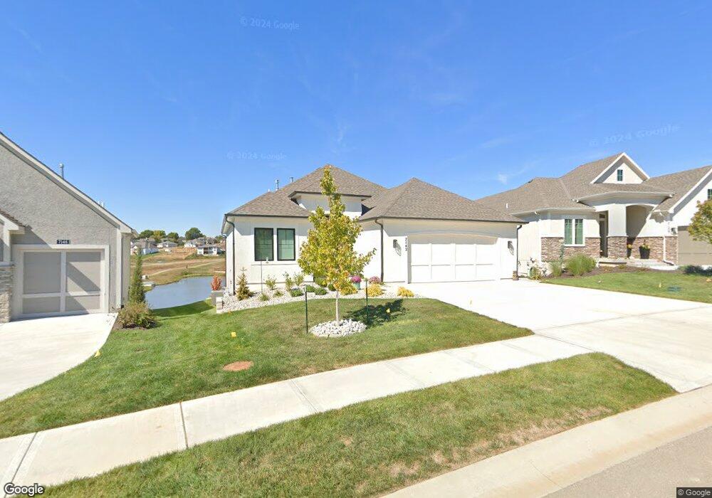 7142 Westgate St, Shawnee, KS 66216 - photo 1