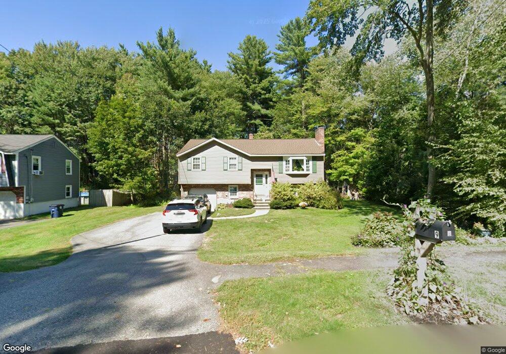 9 Michael Ave, Nashua, NH 03062 - photo 1