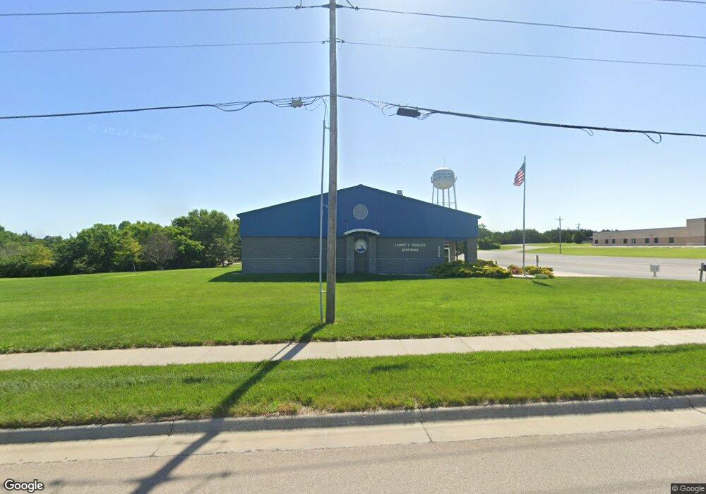 4926 SW Wanamaker Rd, Topeka, KS 66610 - photo 1