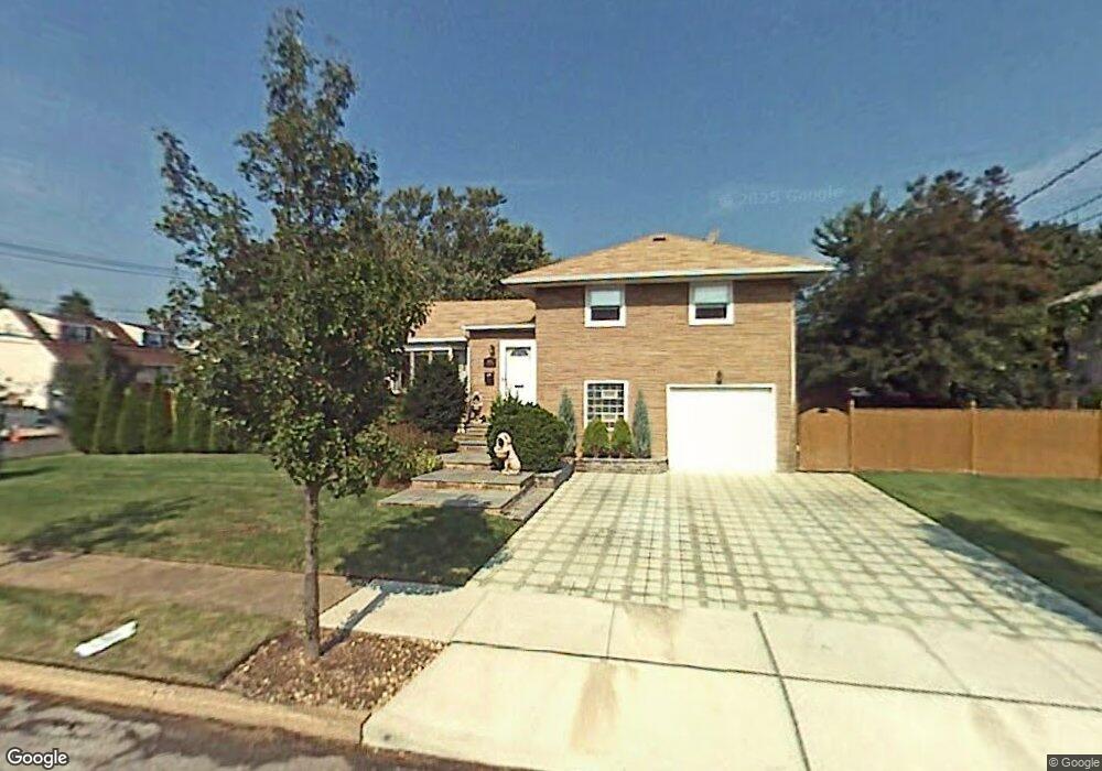 2661 Landing Ave, Bellmore, NY 11710 - photo 1