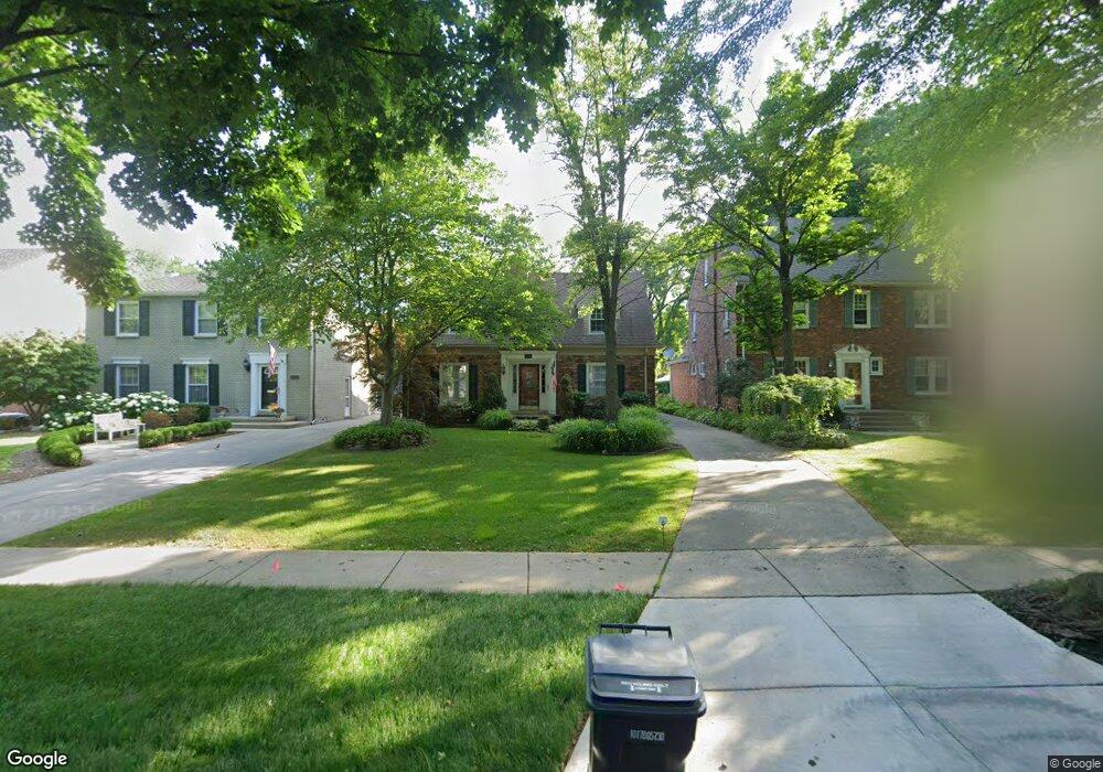 306 Kerby Rd, Grosse Pointe Farms, MI 48236 - photo 1