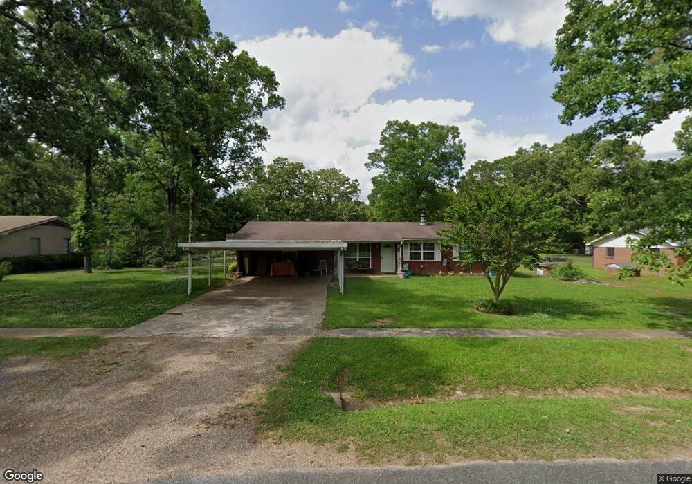 203 Redwood Dr, Texarkana, TX 75501 - photo 1