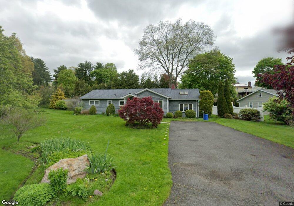 101 Hazelton Cir, Briarcliff Manor, NY 10510 - photo 1