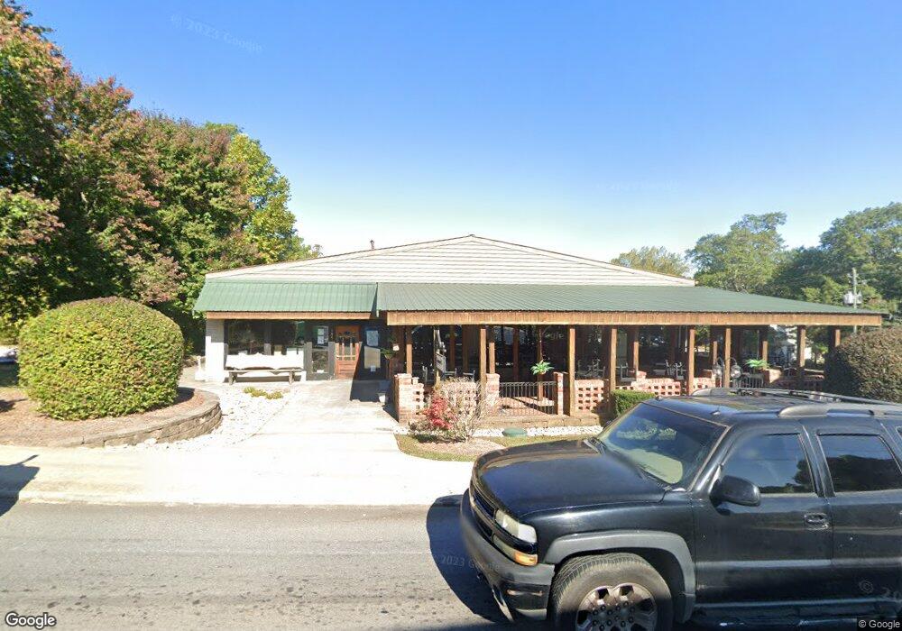 135 Grant St, Clarkesville, GA 30523 - photo 1