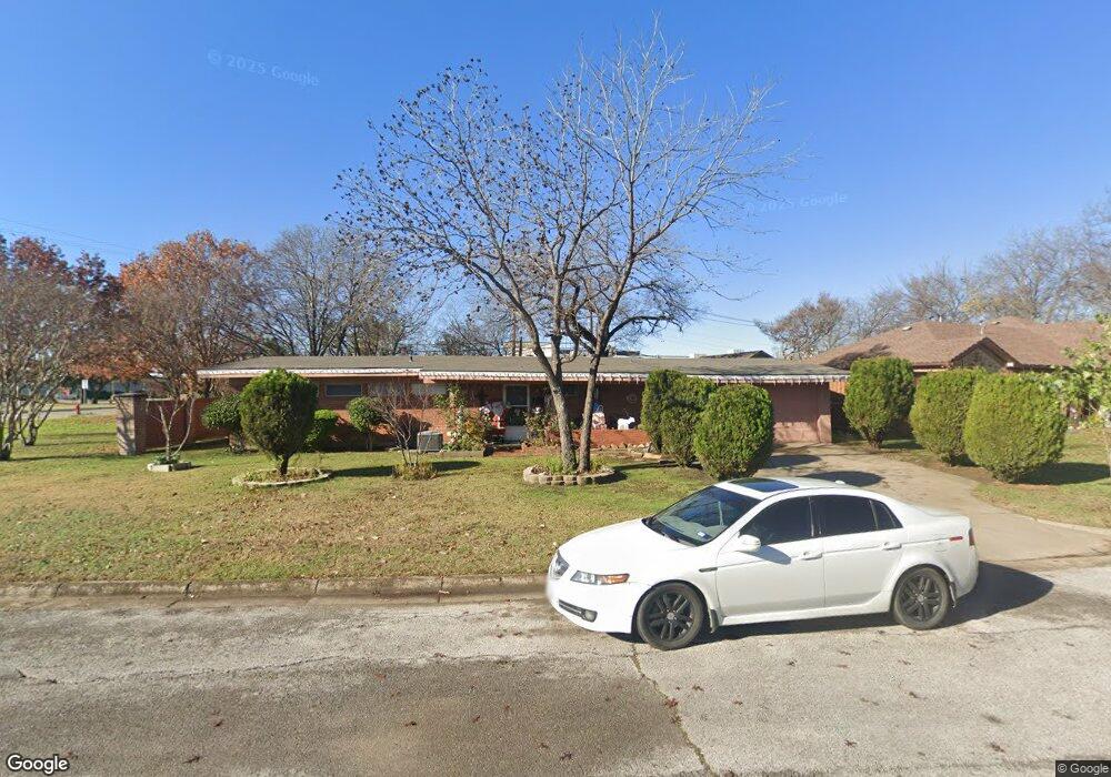 4805 Ash St, North Richland Hills, TX 76180 - photo 1