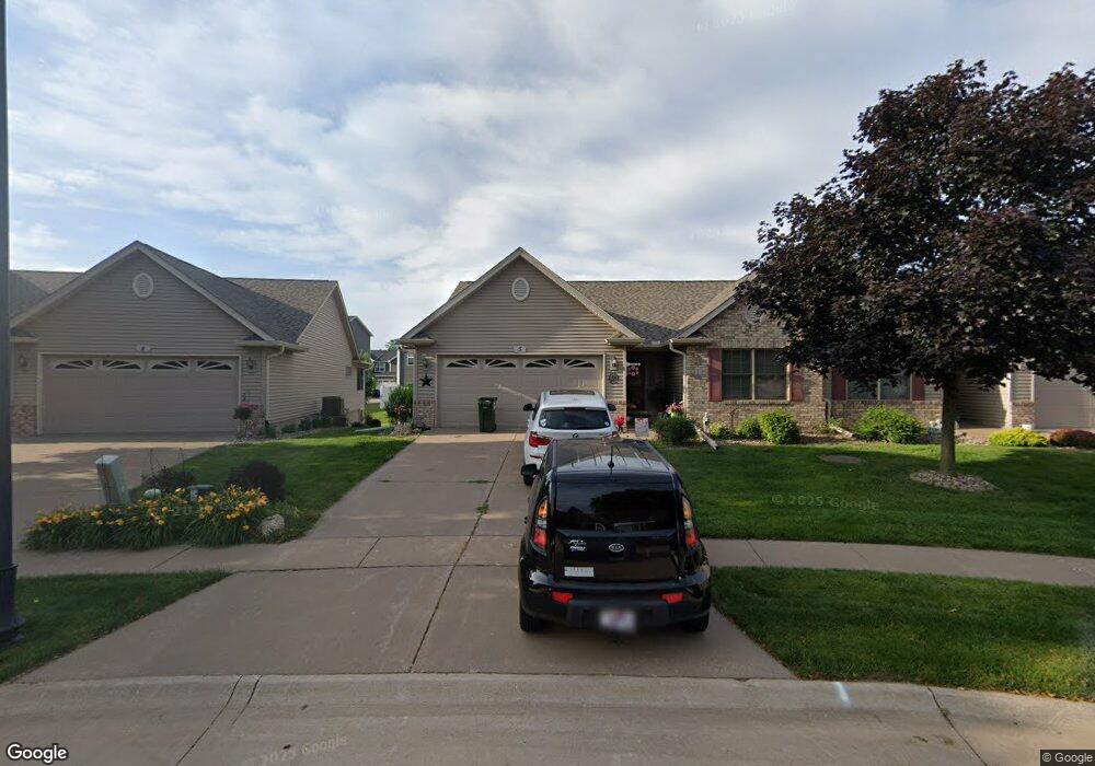 5 Northwest Crossing, Davenport, IA 52806 - photo 1