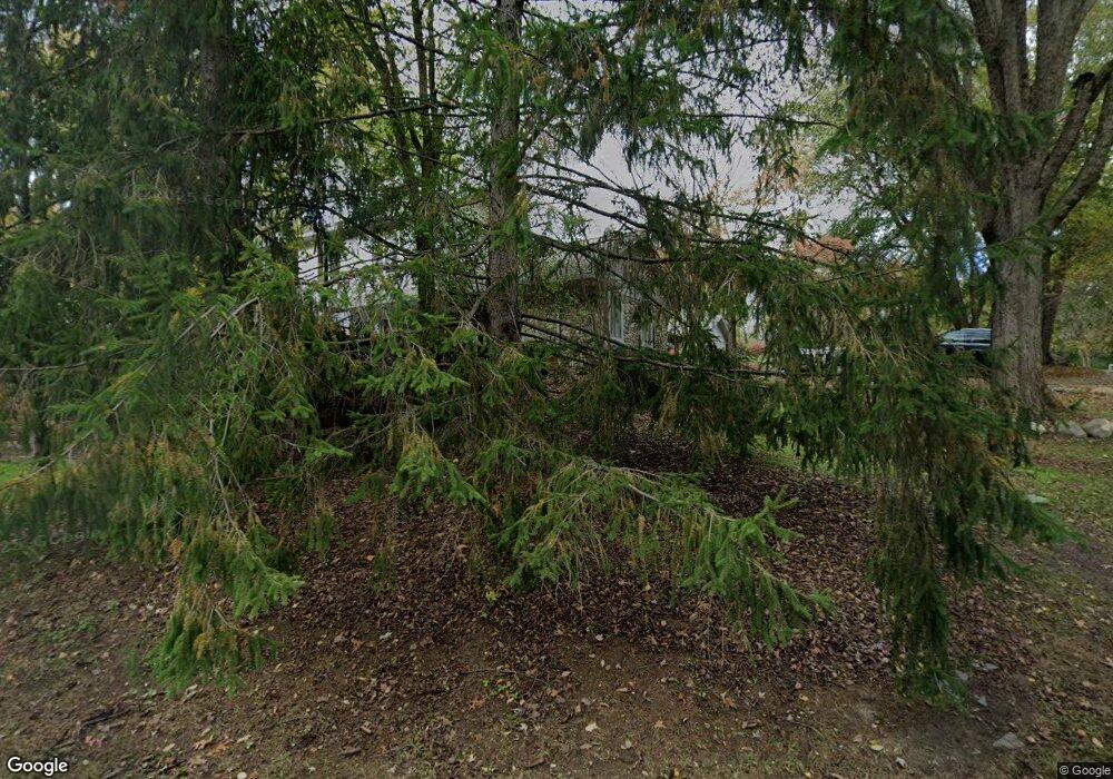 31221 Old Trail Ct, Franklin, MI 48025 - photo 1