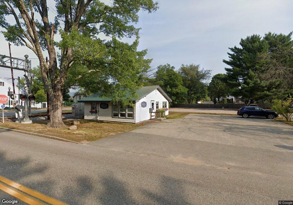 62 Grove St, North Conway, NH 03860 - photo 1